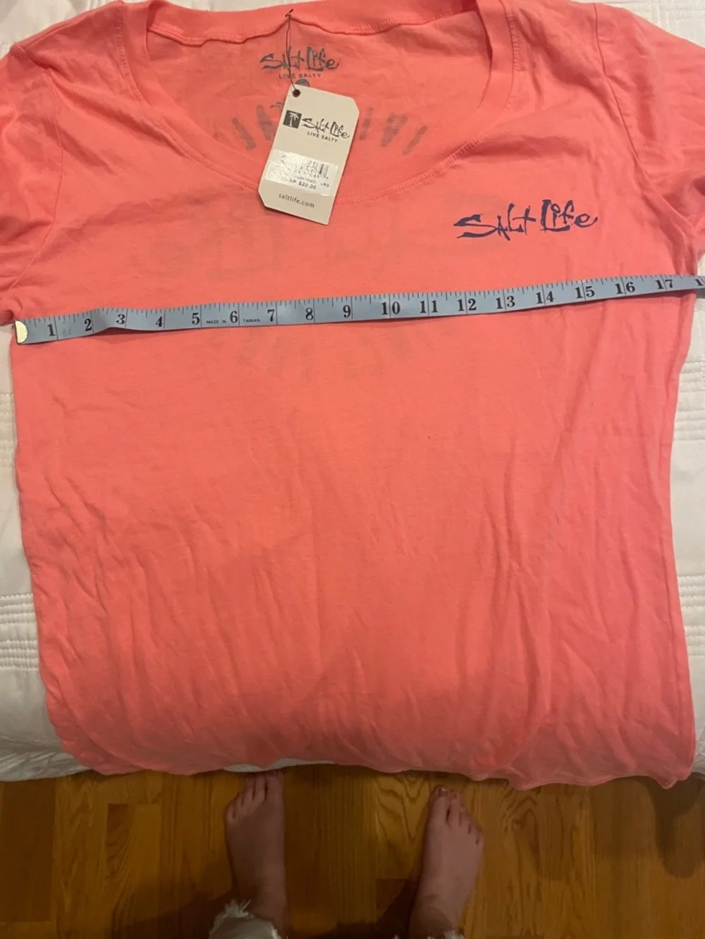 Salt Life Coral Scoop Neck T-Shirt with Navy Logo M (OL2) - Picture 6 of 7